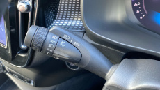 Volvo Xc40 2.0 B4P Plus Dark 5dr AWD Auto Petrol Estate